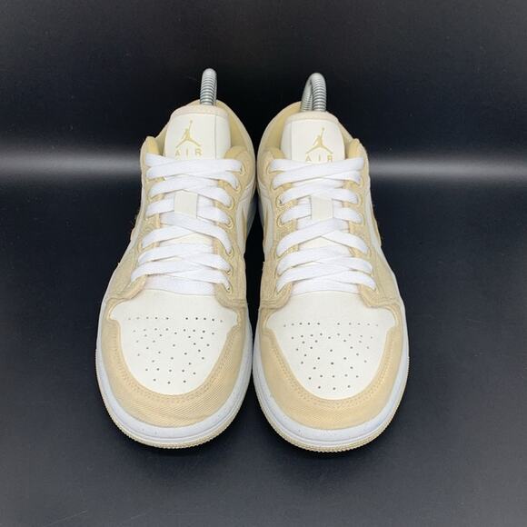 Jordan 1 Low‎ SE Team Gold Basketball Shoes FN3722-701 Women's Sz 7 - Picture 2 of 10